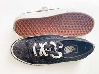 Vans Brillantes Negras