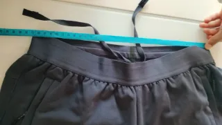 Pantalón Adidas gris