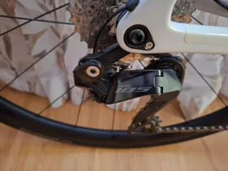 Bicicleta de carretera y dos juegos zapatilla 43