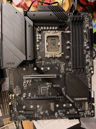 MSI MAG B660 Tomahawk WIFI DDR4 Scheda Madre