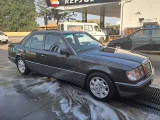 Mercedes-Benz Clase E 1993