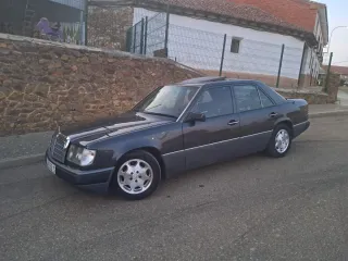 Mercedes-Benz Clase E 1993