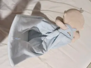 Muñeco guardapañales azul