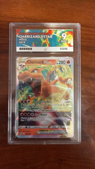 Carta Pokémon Charizard VSTAR 2022 Mint 9