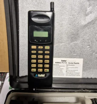 Telefono mobile vintage Italtel Nibbio