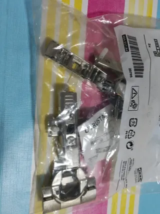 Bisagras IKEA UTRUSTA con amortiguador
