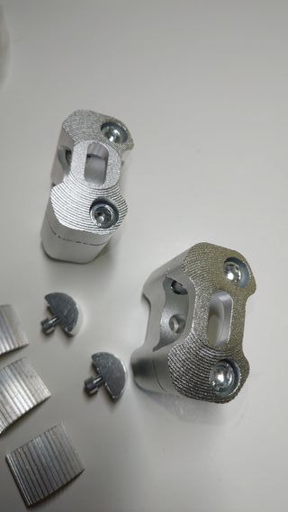 TORRETAS CNC SUJECCION MANILLAR