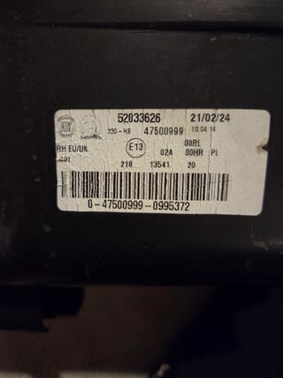 Faro derecho Fiat 500L parachoques