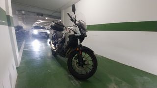 Honda CB500X Blanca