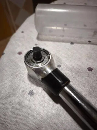 Llave dinamométrica Facom