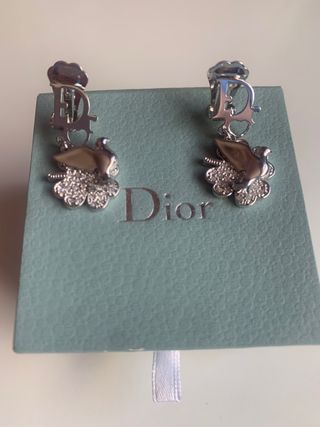 Pendientes Dior Paloma y Trébol plateados
