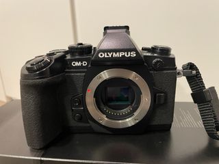 Olympus OM-D E-M1 + objetivo Samyang 10mm f/2.8