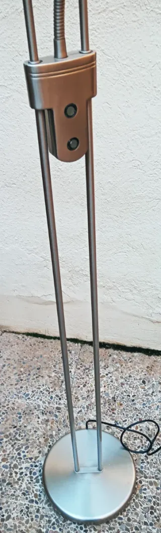 Lámpara de pie