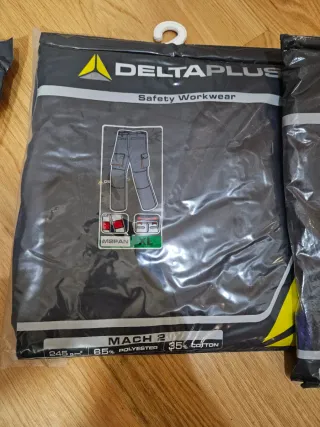 2 Pantalones y 1 Chaquetilla Trabajo XL