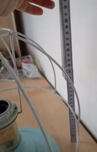 Lampada vintage in ceramica e plastica