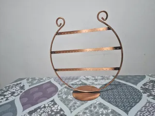 Espositore per orecchini in metallo color rame