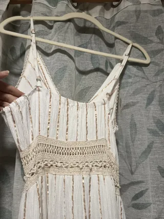 Vestido largo blanco con detalles crochet