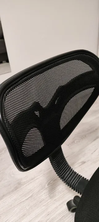 Silla escritorio giratoria negra