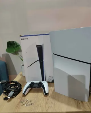 PlayStation 5 Slim 1TB "9 Meses"