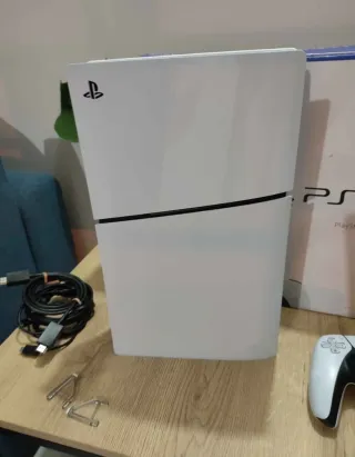 PlayStation 5 Slim 1TB "9 Meses"