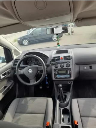 Volkswagen Touran 2009