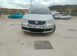 Volkswagen Touran 2009