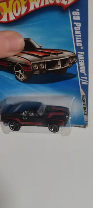 Hot Wheels '69 Pontiac Firebird T/A Muscle Mania