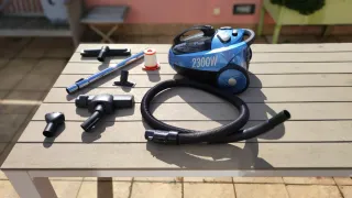 Aspiradora AEG 2300W