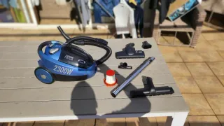 Aspiradora AEG 2300W