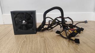 Fuente de alimentación Corsair CX500.