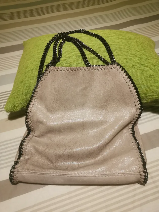 Bolso piel mediano beige/gris