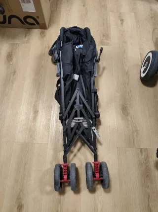 Silla de paseo Safety 1st ligera