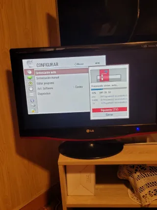 Monitor LG 24 Negro/Rojo
