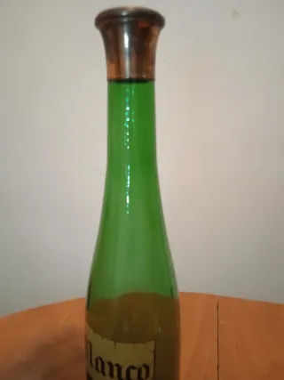 Botella antigua verde Blanco