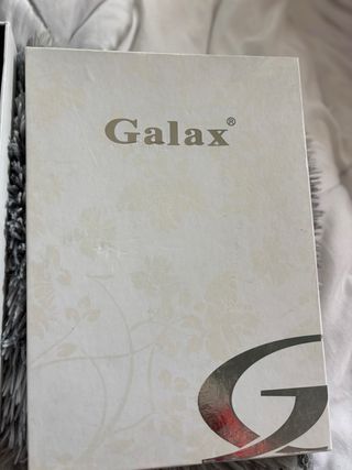 Zapatos de tacón negros con terciopelo