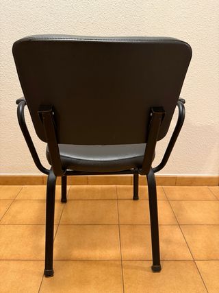 Silla de peluquería negra, reclinable