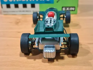 SCALEXTRIC MCLAREN M9A F.1