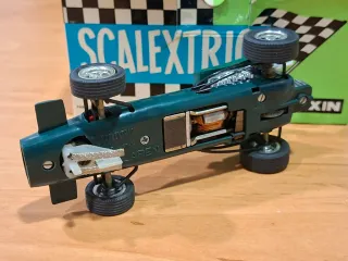 SCALEXTRIC MCLAREN M9A F.1