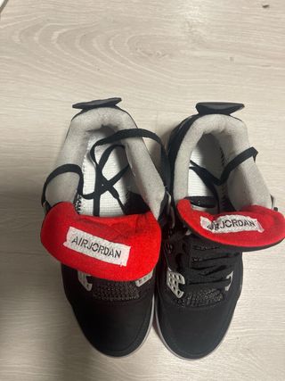 Zapatillas Jordan Air 4 Negro Rojo,