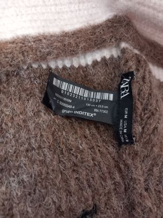 Bufanda con gorro Zara