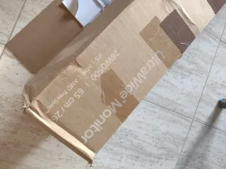 Monitor LG Ultrawide FHD