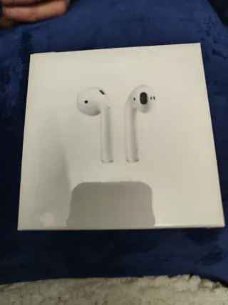 AirPods 2ª Gen con Estuche de Carga