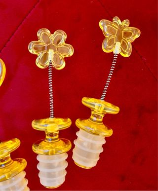 Tappi per bottiglie Ikea a forma di cuore, fiore,