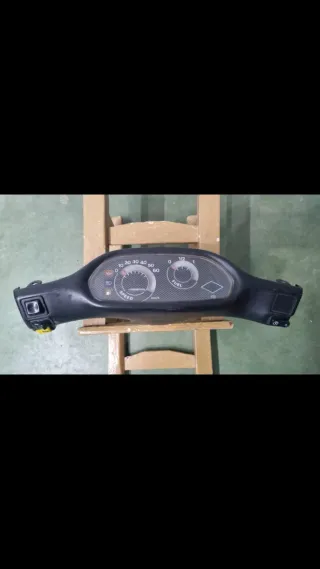 Cuadro Velocímetro Piaggio Typhoon
