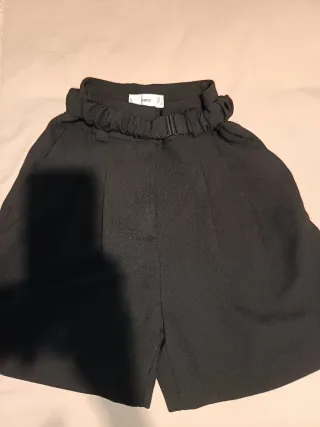 Bermuda Mango Negra Talla xs
