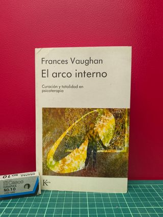 El arco interno – Frances Vaughan