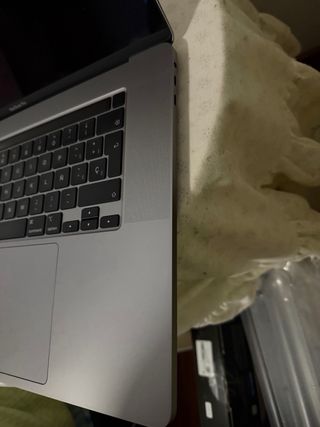 MacBook Pro 16 2020 32GB RAM 512GB SSD