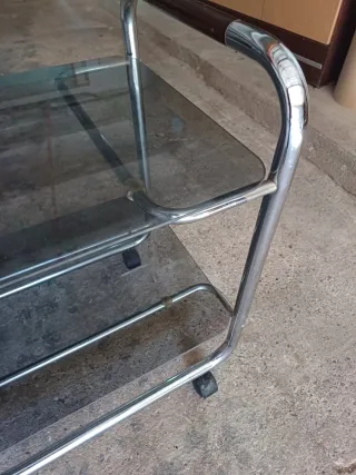 Mesita/ Carrito auxiliar con ruedas y cristal