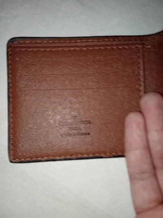 Portafoglio stile Louis Vuitton x Yayoi Kusama