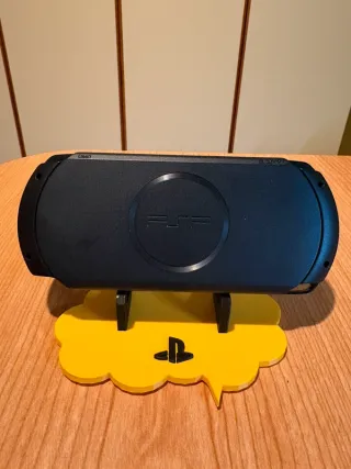 PSP Street (E1004) + caricatore + pellicola